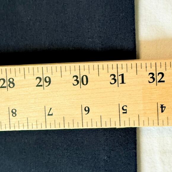 Nike Men's Medium Thick Black Shirt Side Mesh Slits Vent on Back Pockets Stylish - Picture 7 of 10